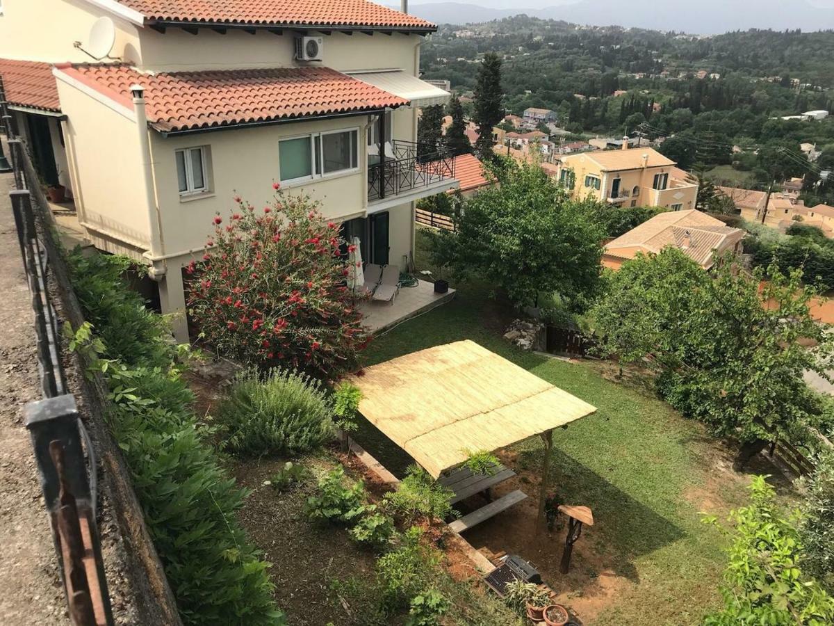 Chez Nikos Kompítsion Exterior foto