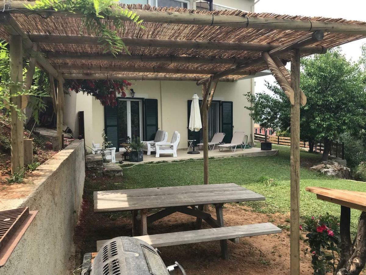 Chez Nikos Kompítsion Exterior foto