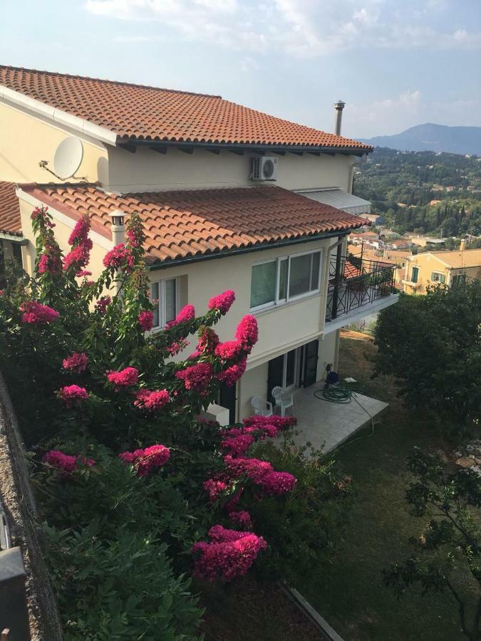 Chez Nikos Kompítsion Exterior foto